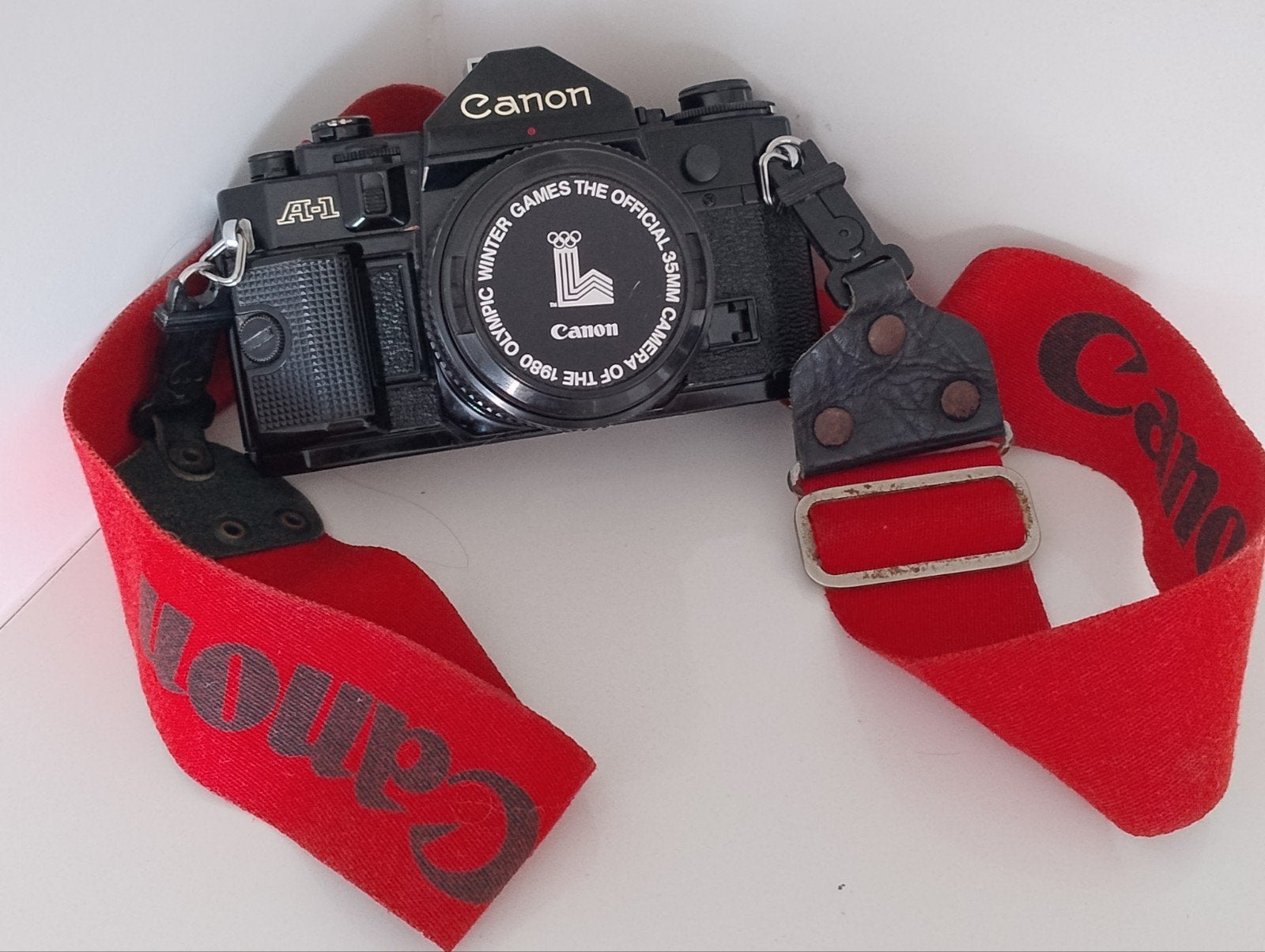 Canon A1 Camera met een FD 50mm 1:1.4 lens+ Canon Camerariem, Audio, Tv en Foto, Ophalen of Verzenden, Zo goed als nieuw, Spiegelreflex