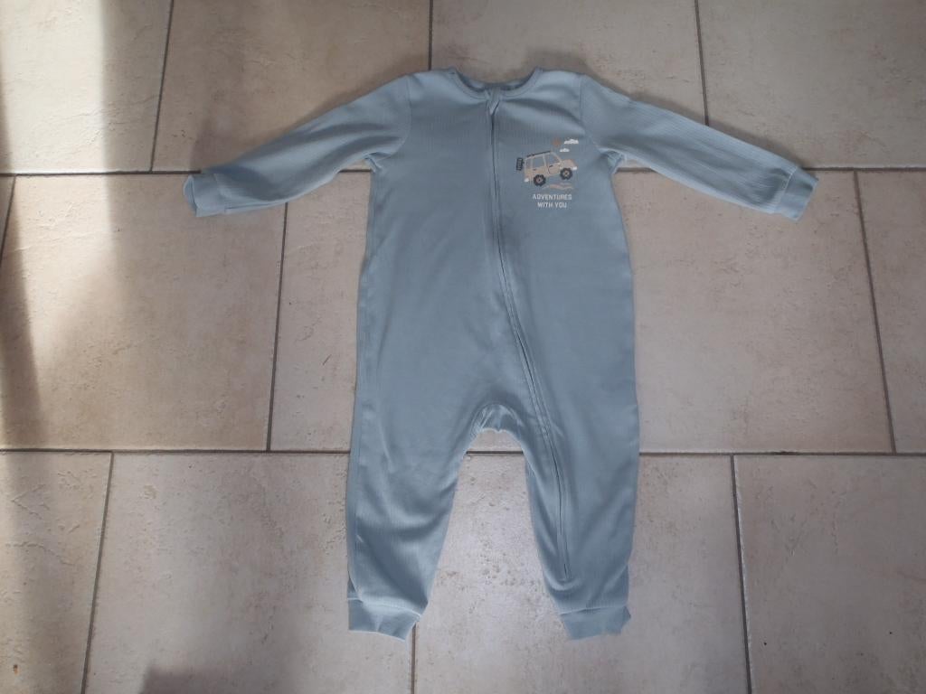 pyjama taille 80, Enlèvement ou Envoi, Comme neuf, Garçon, Vêtements de nuit ou Sous-vêtements