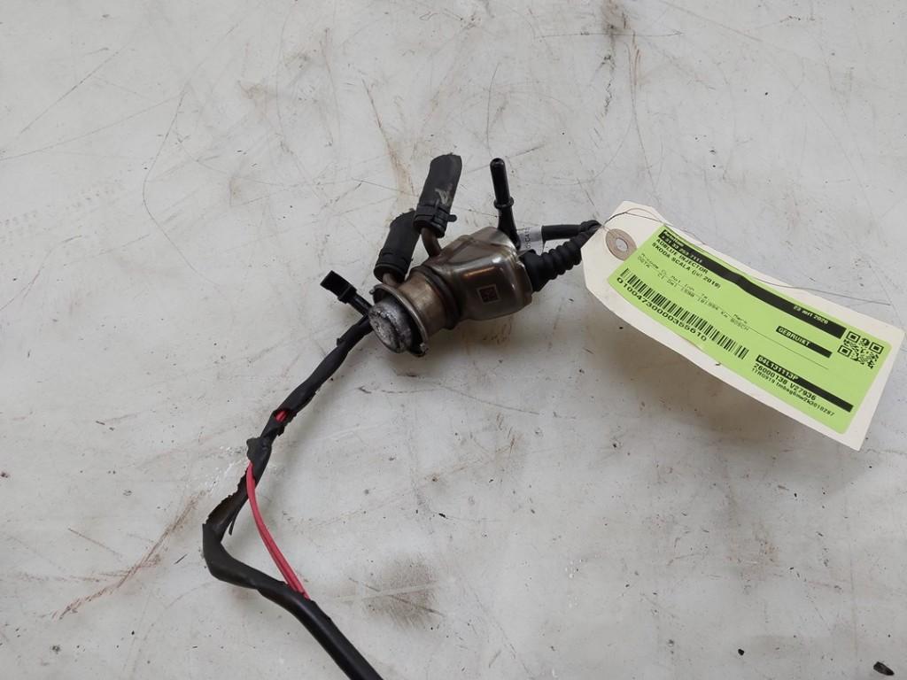 ADBLUE INJECTOR Scala (|0444025026|04L131113K|04L131113P|), Robert Bosch AG, Gebruikt, Skoda, Robert-Bosch-Allee 1
74232  Abstatt, DE