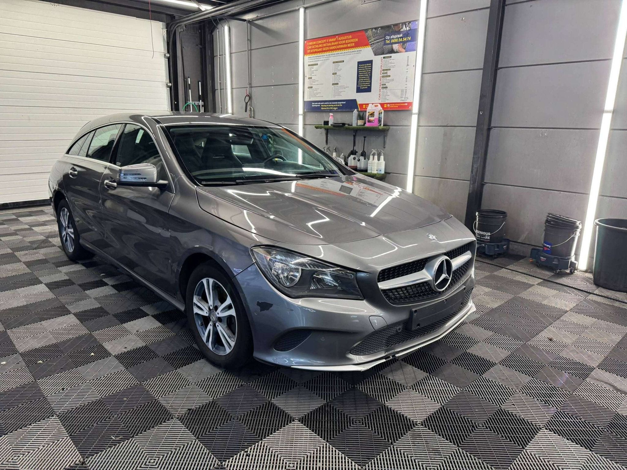 Mercedes-Benz CLA 200 MERCEDES CLA 200 d, Auto's, Gebruikt, Zwart, 4 cilinders, https://public.car-pass.be/vhr/84c07b17-de78-4051-9a27-00bcca5954d8