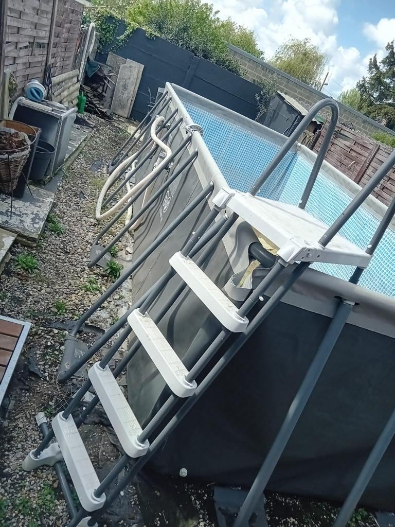 Piscine intex+pompe a sable +acsesoir, Utilisé, Autres types