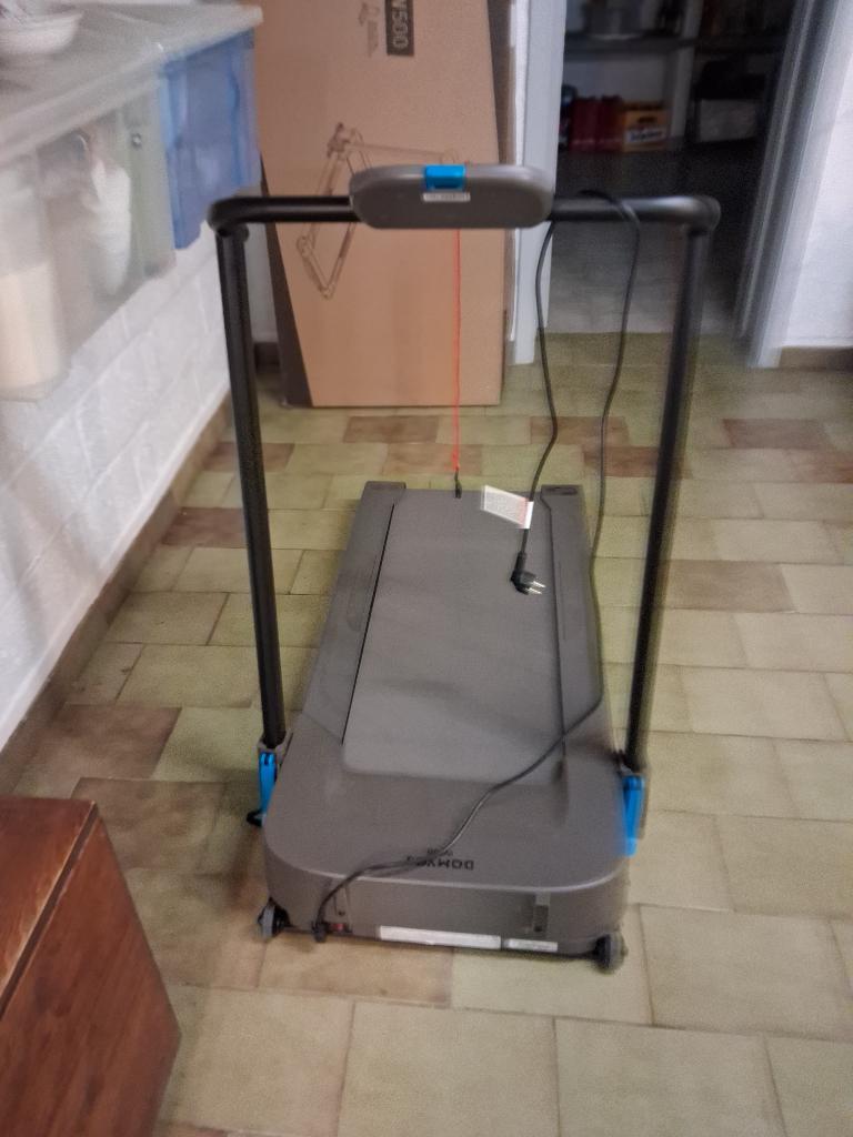 Un tapis de marche DOMYOS W500 avec moteur..., Jambes, Aluminium, Comme neuf, Enlèvement