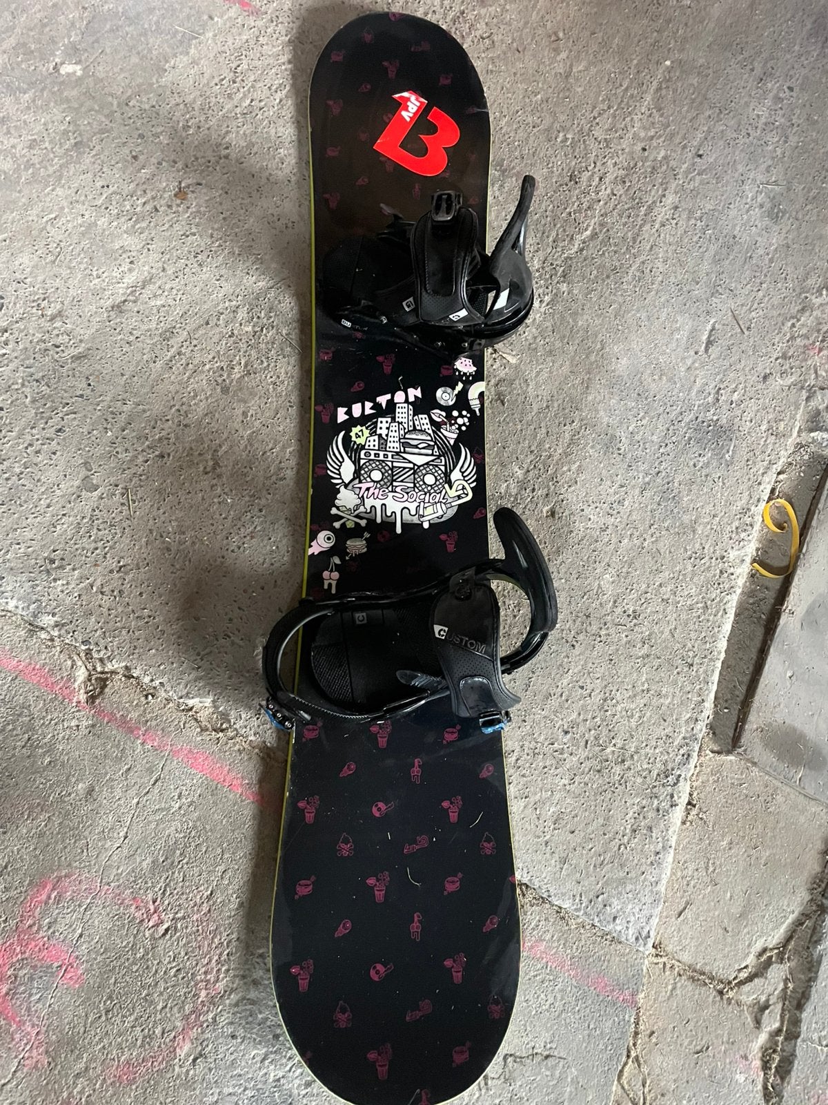 Burton snowboard maat 147, Sport en Fitness, Snowboarden, Ophalen, Gebruikt, Bindingen