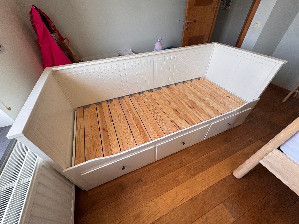 Lit IKEA HEMNES blanc avec 3 tiroirs – 80/160 x 200 cm, Une personne, Utilisé, Blanc, Enlèvement