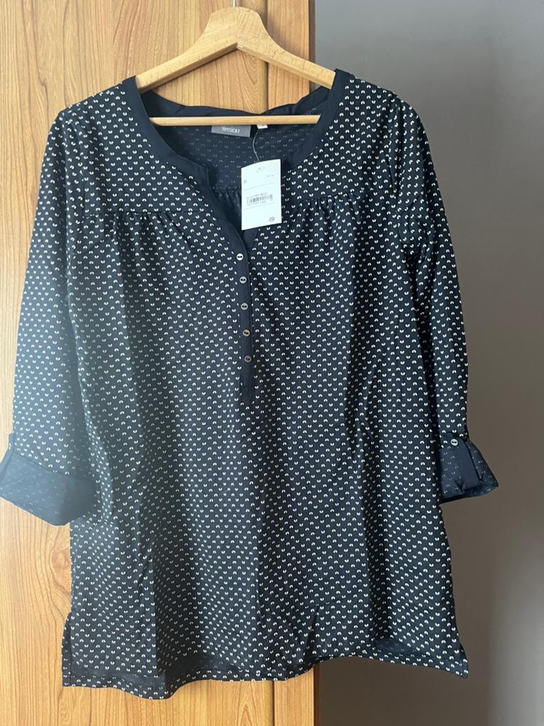 Nieuiw maat M, Kleding | Dames, Blouses en Tunieken, Ophalen of Verzenden, Zo goed als nieuw, Maat 38/40 (M)