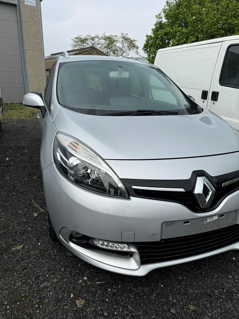 Renault scenic tce 2016 108.000 km, Auto's, Renault, Stof, Euro 6, 4 cilinders, 888 kg