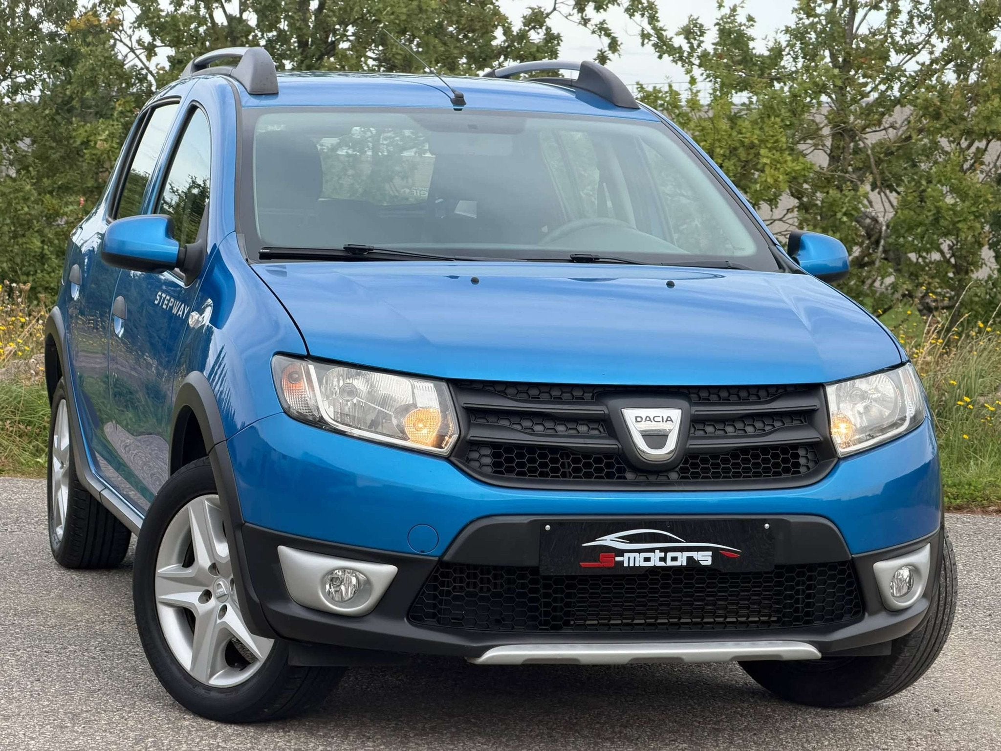 Dacia Sandero • STEPWAY • PRÊT À IMMATRICULER • GARA, Dacia, 898 cm³, Boîte manuelle, Hatchback