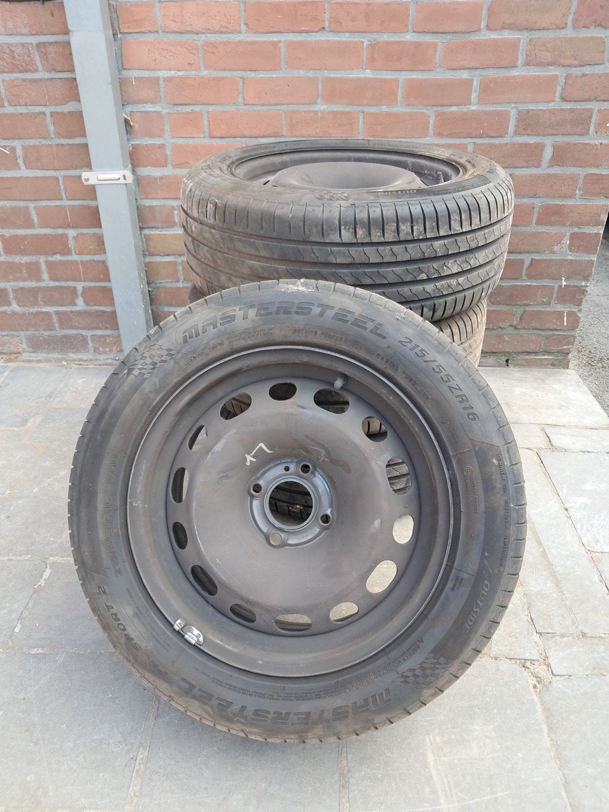 4 winterbanden - autobanden - goede staat, Ophalen