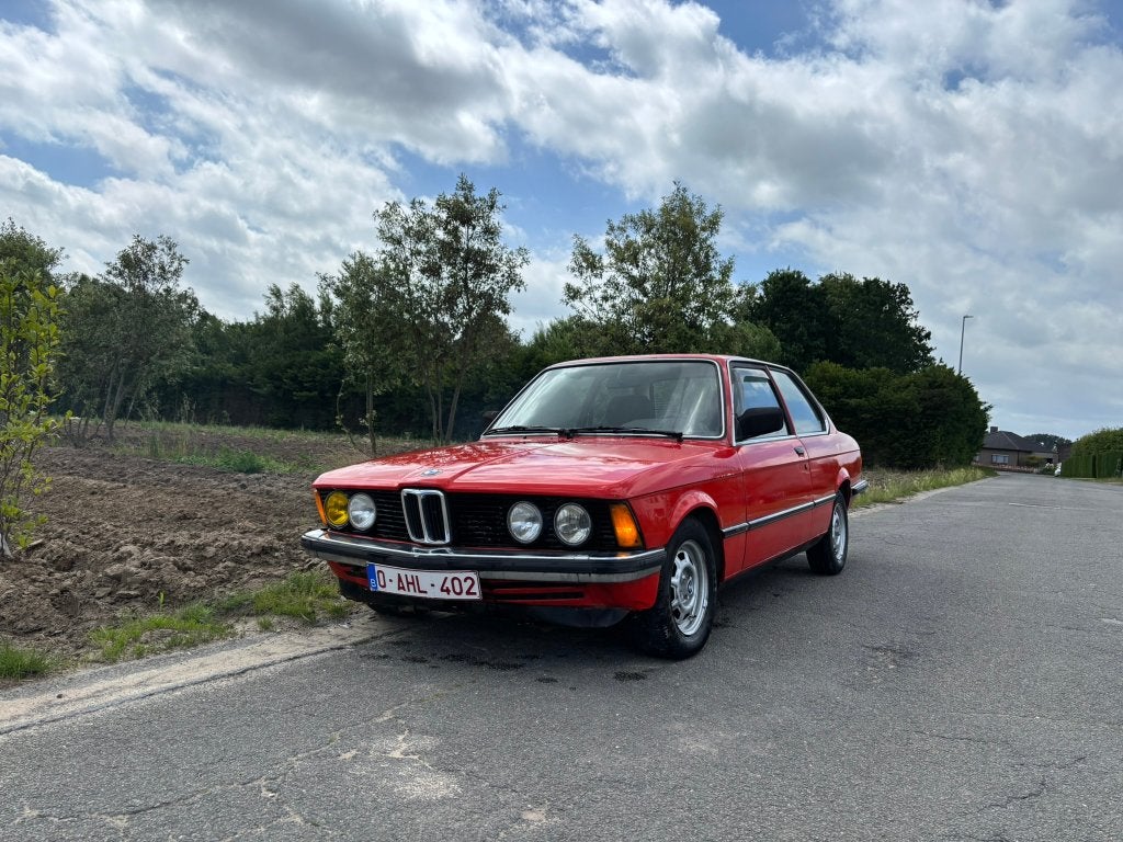 BMW 3 reeks E21 315i, Auto's, 4 cilinders, 1600 cc, Handgeschakeld, Grijs