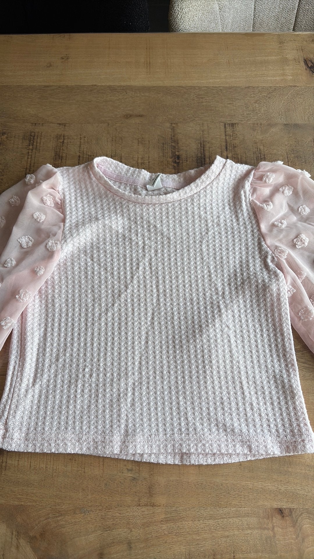 Haut Shein fille 6 ans 116cm rose pâle manches tulle pompons, Enlèvement ou Envoi, Comme neuf, Rose, Manches longues