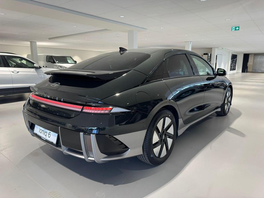 Hyundai IONIQ 6 77,4 kWh Balance Lederen zetelbekleding - ze, Auto's, Automaat, 4 deurs, Regensensor, Nieuw