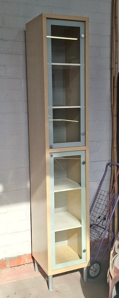 Hoog kastje met 2 glazen deurtjes, Antiek en Kunst, Ophalen