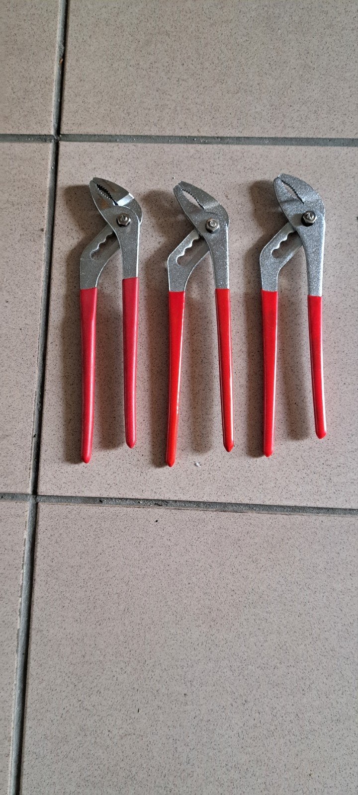 3 pincetten voor loodgieters, Ophalen, Nieuw