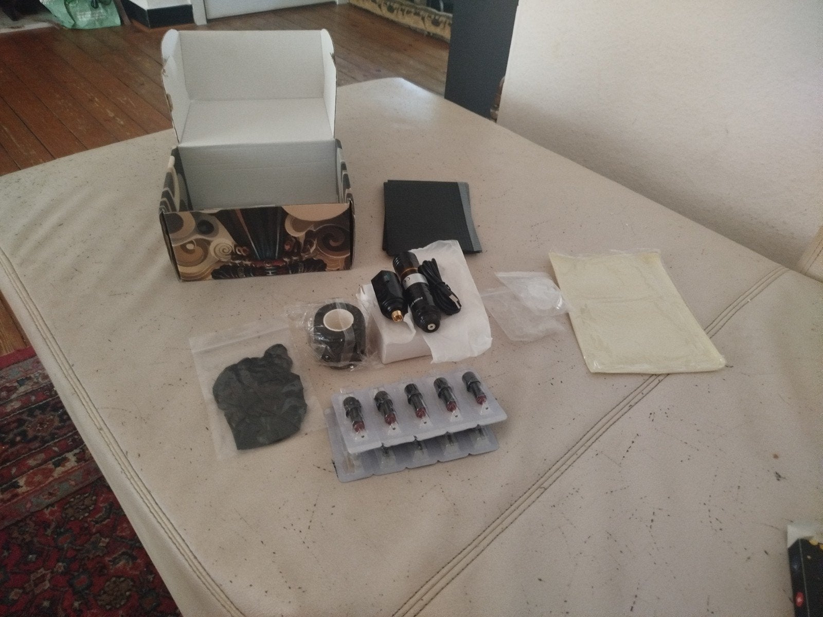 Tattoo machine met benodigdheden, Ophalen, Zo goed als nieuw