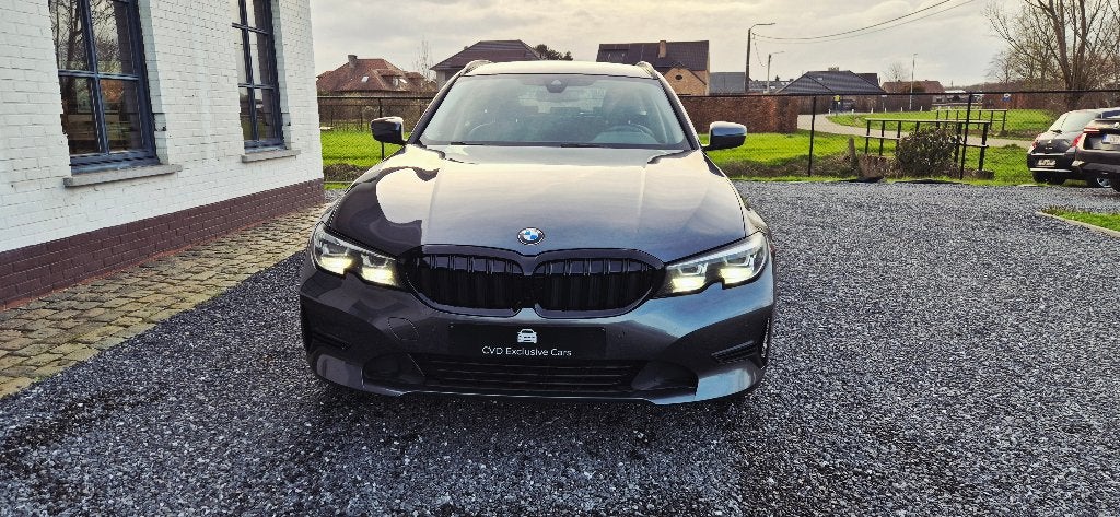 BMW 316DA -LED-Leder-Carplay-Virtual-Comfortpack-12MGAR, Auto's, Dealer onderhouden, Achterwielaandrijving, 1995 cc, 127 g/km