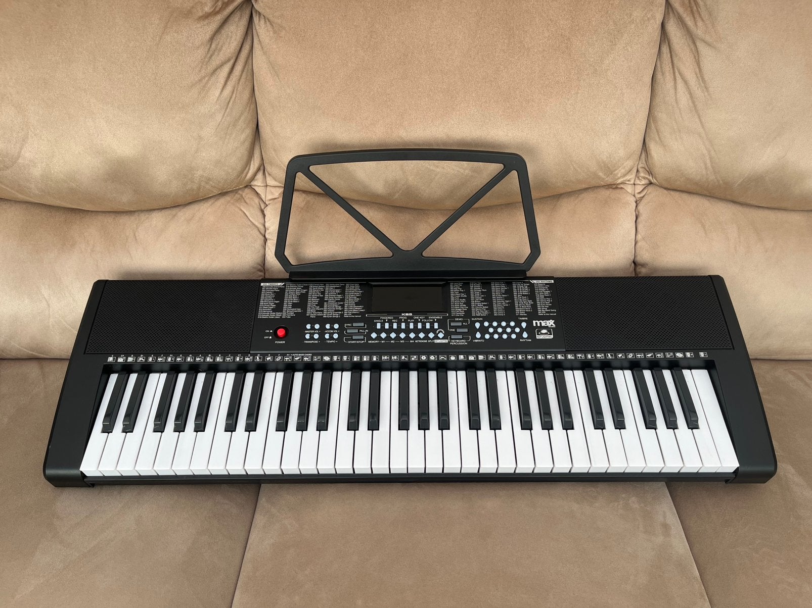 Keyboard met 61 Toetsen - MAX KB4, Muziek en Instrumenten, Keyboards, Ophalen, Zo goed als nieuw, 61 toetsen