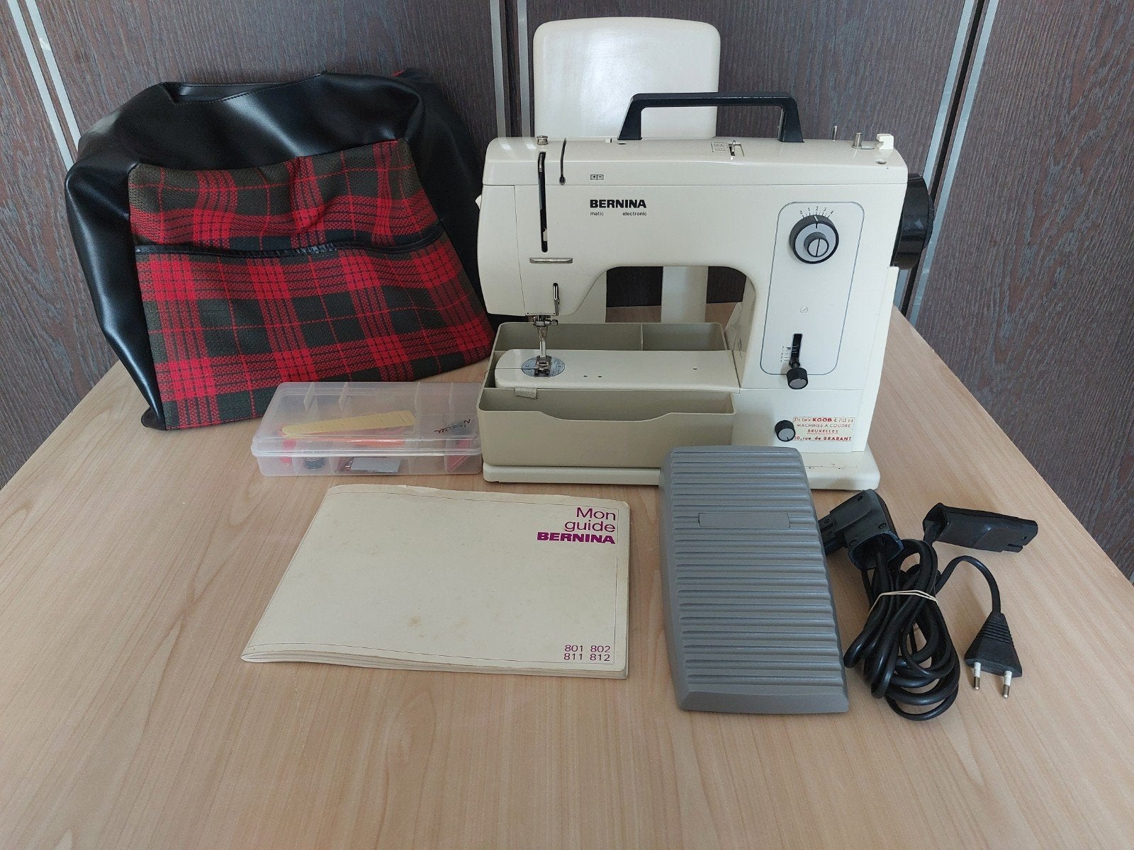 Machine à coudre BERNINA, Hobby & Loisirs créatifs, Machines à coudre & Accessoires, Enlèvement, Machine à coudre, Bernina