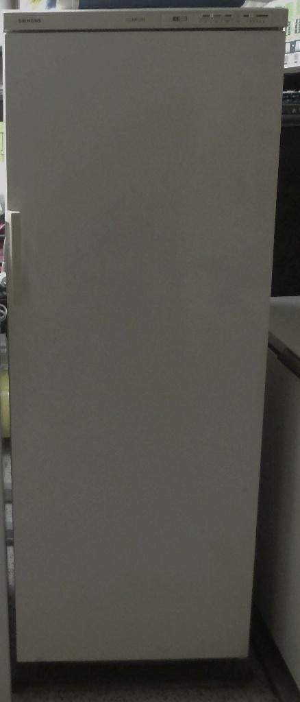 rechtstaande vrieskast, Elektronische apparatuur, Vriezers en Diepvrieskisten, Gebruikt, Minder dan 60 cm, 160 cm of meer, Vrijstaand