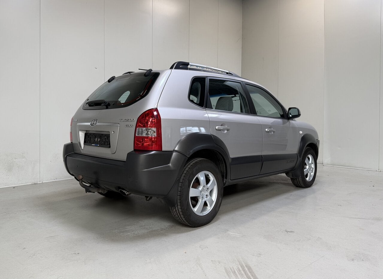 Hyundai Tucson 2.0 CRDi Man. - Airco - Radio - Goede Staat!, Autos, Hyundai, 0 kg, Achat, 4 portes, https://public.car-pass.be/vhr/dee65174-230d-44ea-b3d2-f6b27f6c18fa