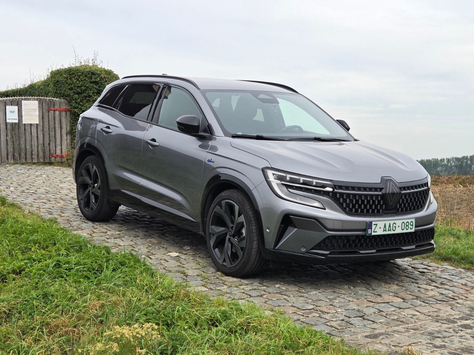 renault austral hybrid /Alpine uitvoering, Auto's, Leder, 5 zetels, 5 deurs, Dealer onderhouden