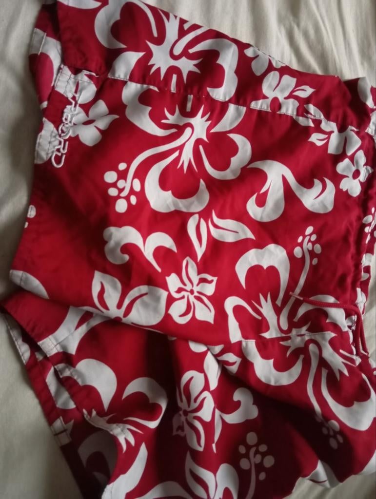 TRIBORD rode zwemshort met witte bloemsjablonen, M,, Kleding | Heren, Ophalen of Verzenden, Zwemshort