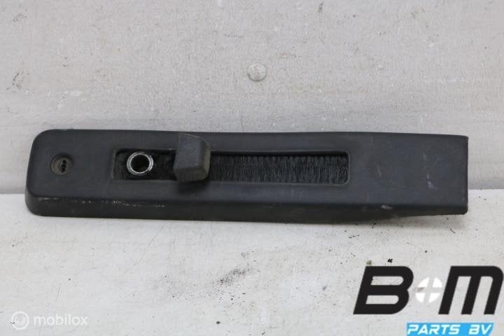 Hoogteverstelling gordel VW Transporter T4 7D0857819, Utilisé