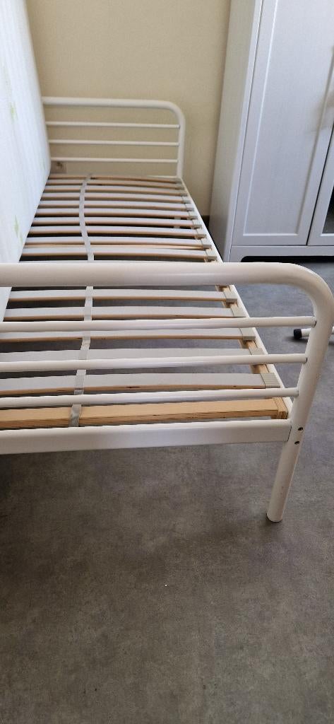Lit simple et sommier à lattes IKEA, 100 cm, Une personne, Enlèvement, Utilisé