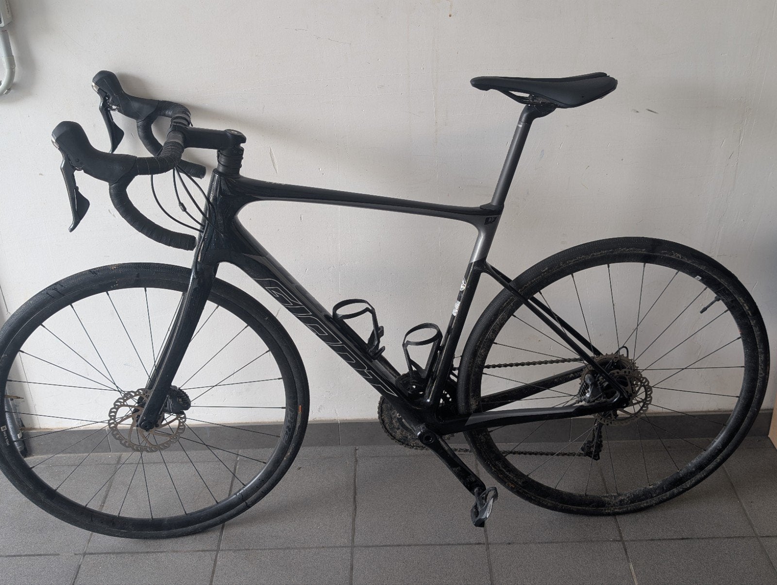 Giant Defy advanced 1 black Carbon M/L, Fietsen en Brommers, Ophalen, Carbon, Heren, Giant