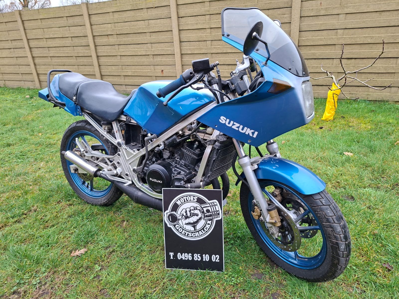 Suzuki rg 250, Motoren