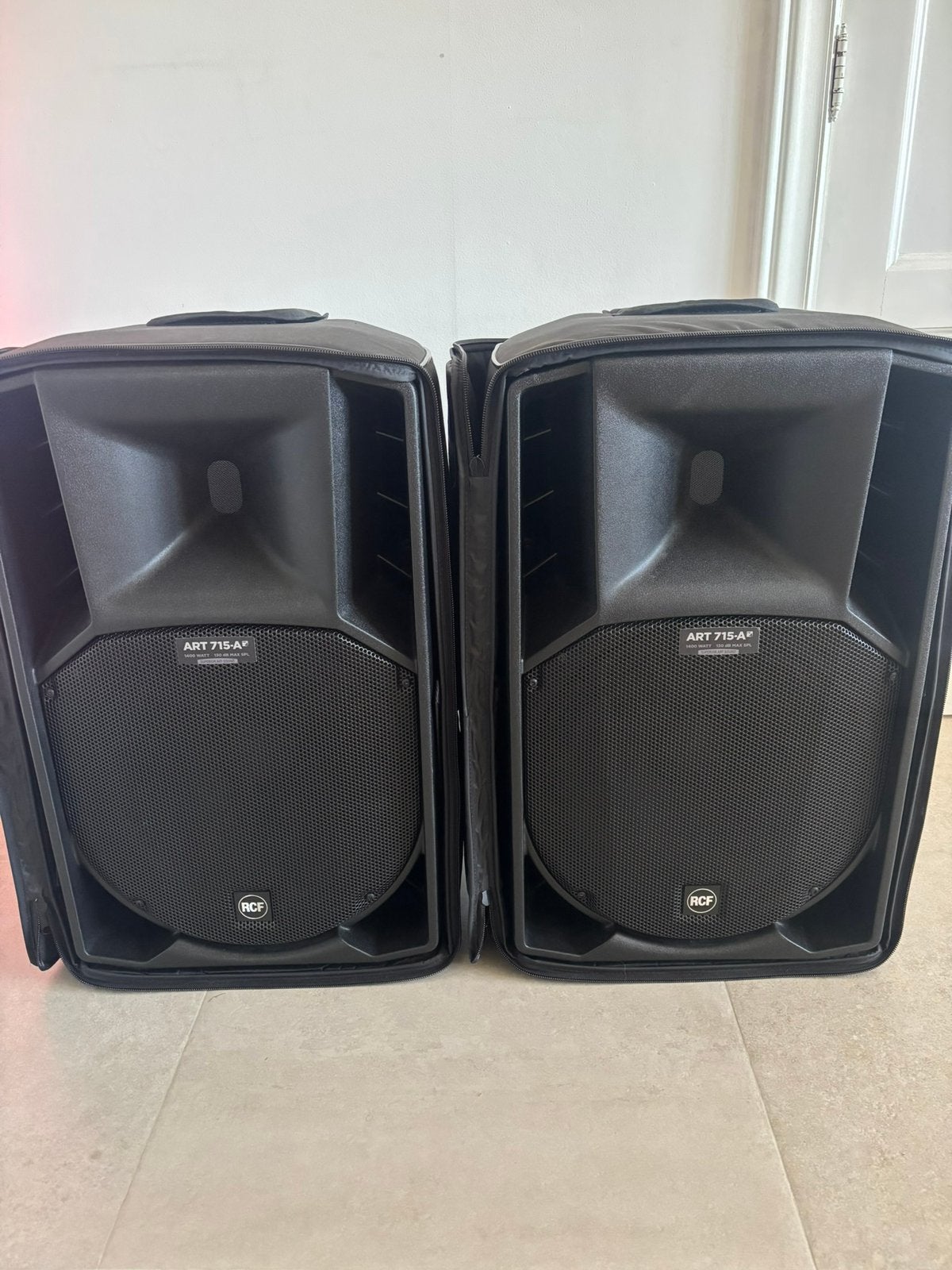 RCF ART 715-A mk4, Musique & Instruments, Enlèvement, Comme neuf