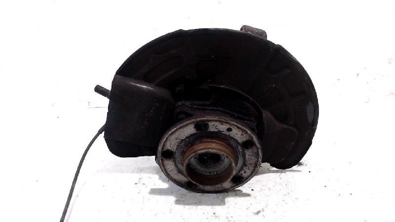 Wielnaaf rechts voor Volvo XC70, Onderdelen@venauto.nl, Van der Ven Autorecycling B.V., Ettenseweg 76, 4706 PB Roosendaal, The Netherlands