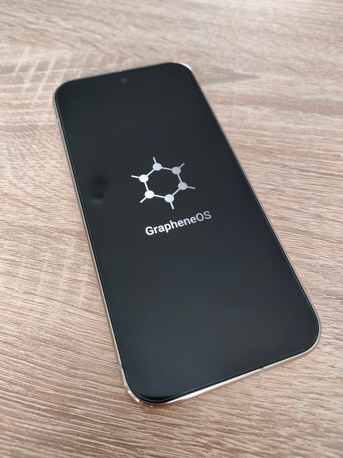 Goggle Pixel 10 Pro 128GB with GrapheneOS or Android, Envoi
