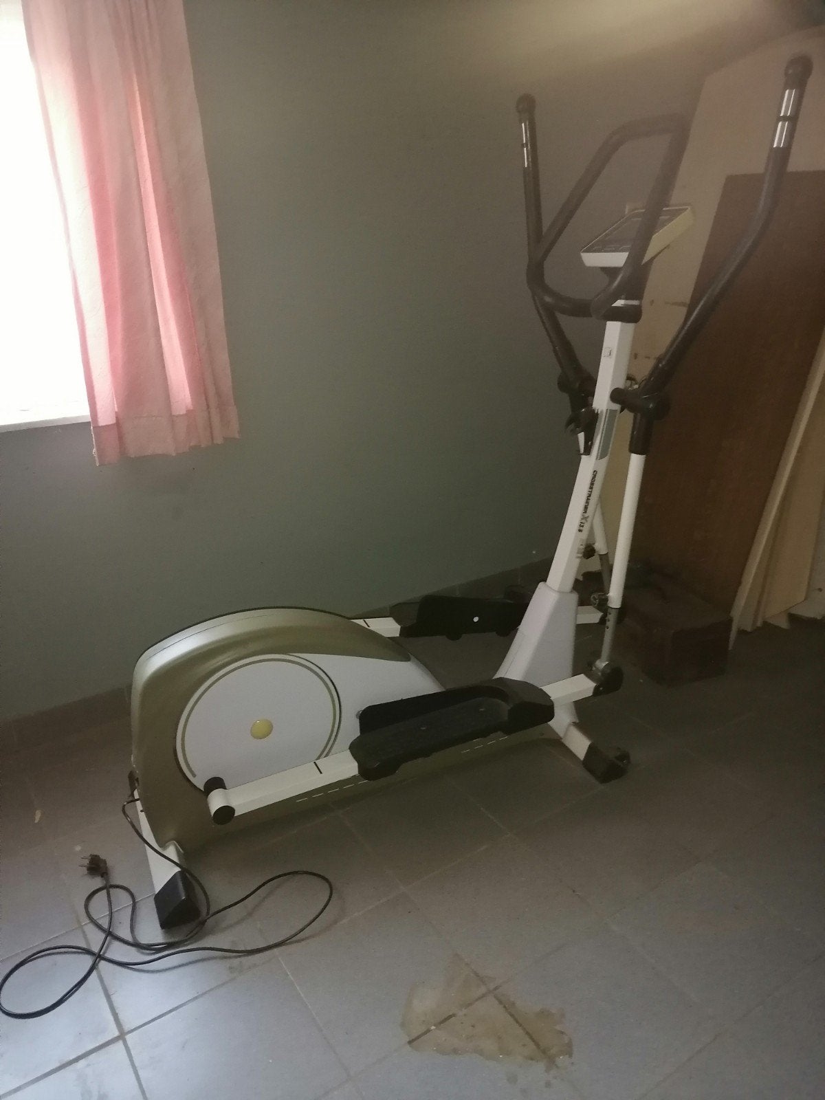 Gratis Crosstrainer, Ophalen, Zo goed als nieuw, Armen, Crosstrainer