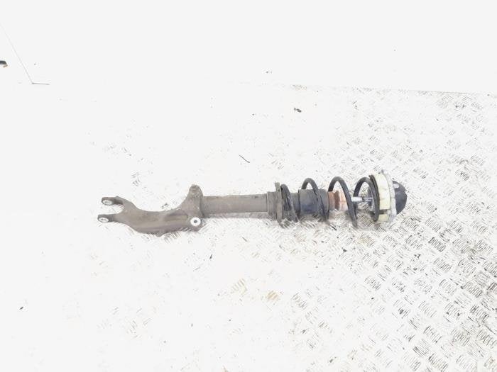 Amortisseur avant gauche d'un Audi A4, -, 3 mois de garantie, Audi, Utilisé