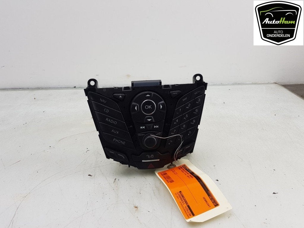 PANNEAU DE COMMANDE RADIO Ford Focus 3 (|AM5T18K811CD|), Utilisé, Ford