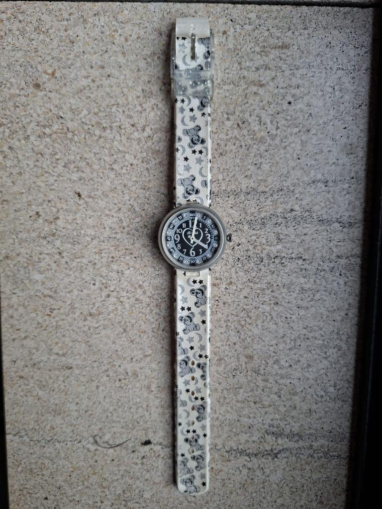 montre flik-flak, Bijoux, Sacs & Beauté, Montres | Enfants, Comme neuf, Fille, Beige, Enlèvement ou Envoi