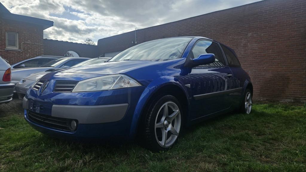 RENAULT MEGANE  1,9 DCI in blauwe RS kleur met 130 pk., Auto's, Voorwielaandrijving, Beige, 4 cilinders, Blauw