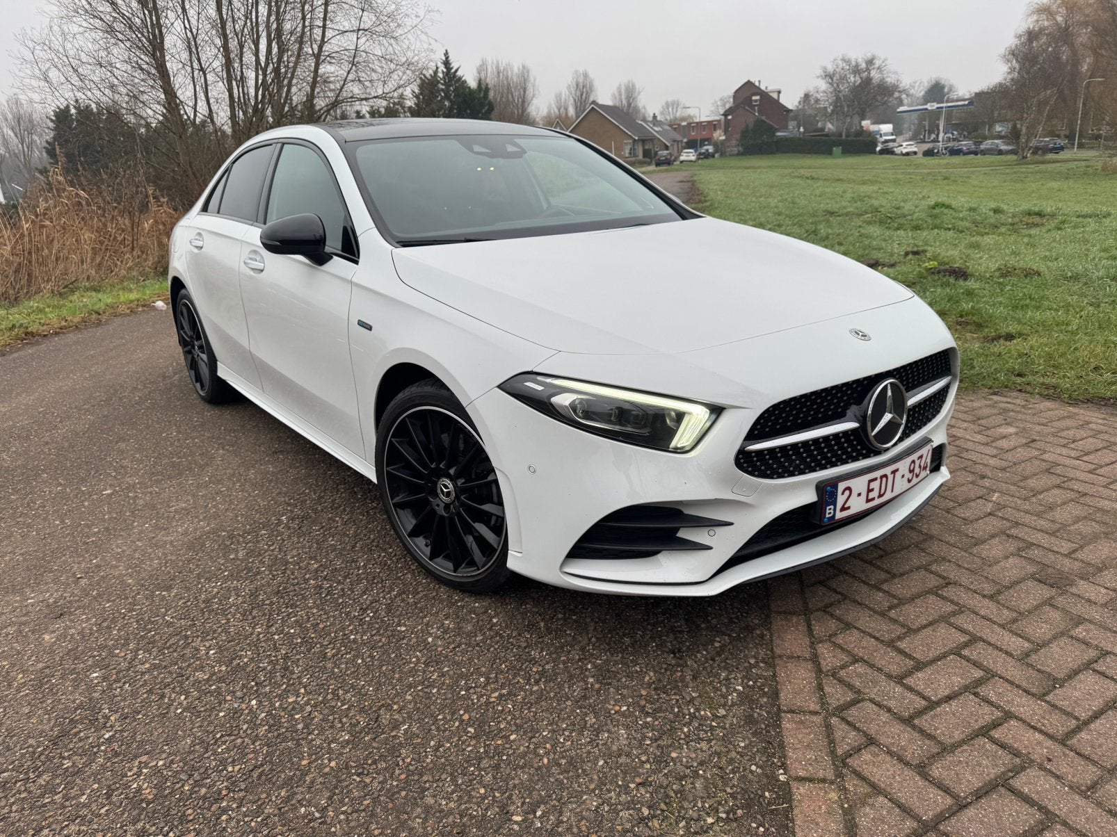 Mercedes benz A250e, Auto's, Mercedes-Benz, Particulier, Hybride Elektrisch/Benzine, Automaat, Dealer onderhouden, Ophalen