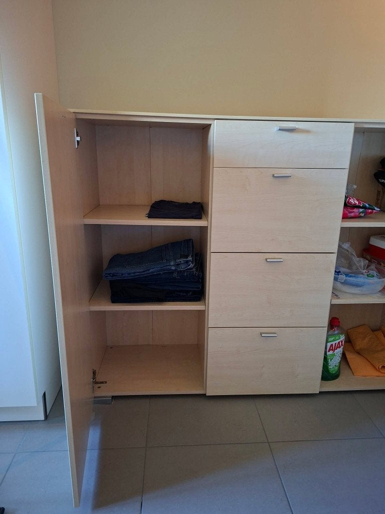 kast hout 116 x 42 x 150, Ophalen