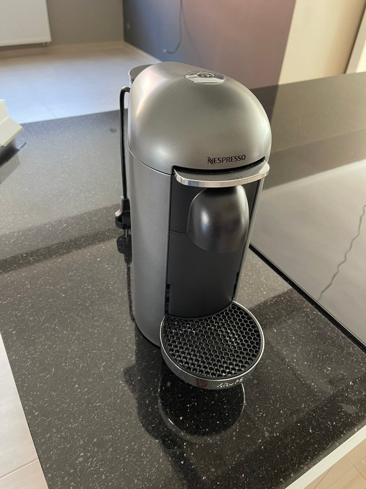 Nespresso vertuo plus deluxe in nieuwstraat!, Ophalen