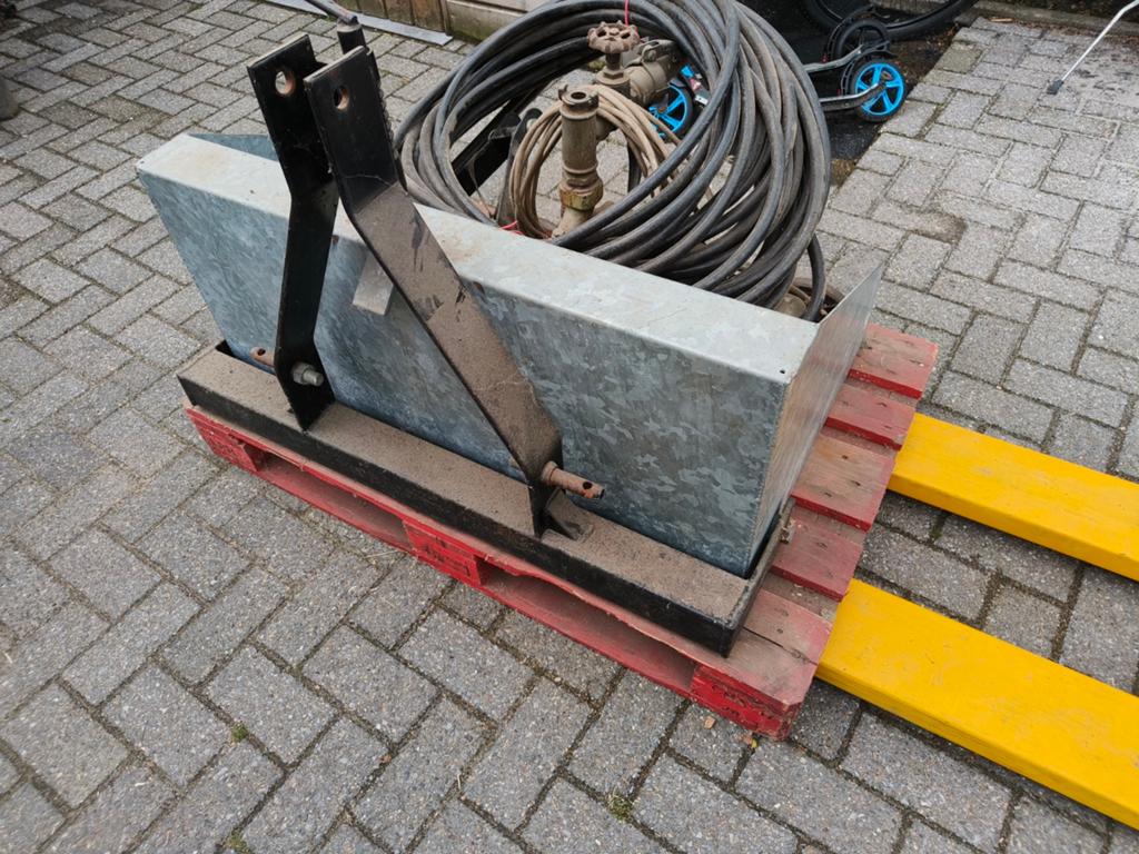 Kipbak grondbak minitractor schepbak bakje mini tractor, Zakelijke goederen, Ophalen