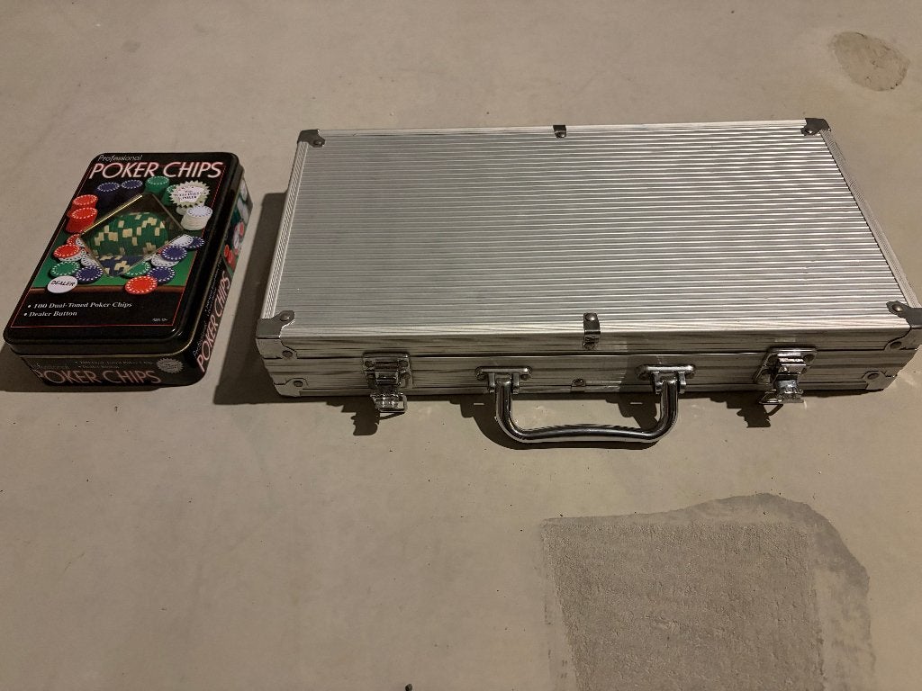 pokerset + extra chips, Ophalen, Gebruikt