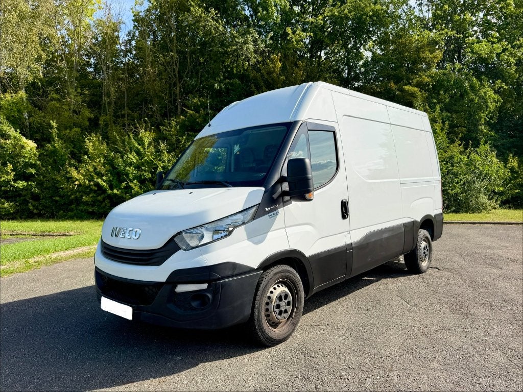 Iveco Daily 2.3d 84.246km!! EURO6b L3H2, Auto's, Stof, Iveco, Wit, 159 g/km