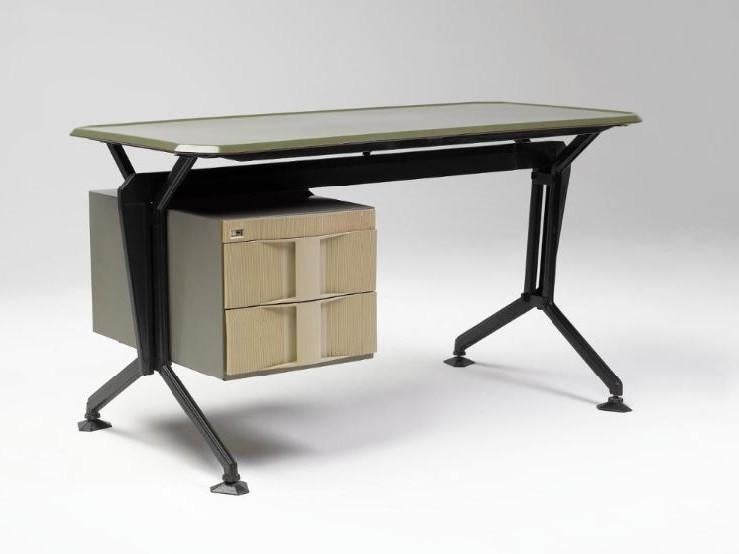 Vintage Olivetti Arco Bureau – Design BBPR – Italië jaren 60, Antiquités & Art, Antiquités | Meubles | Tables, Enlèvement