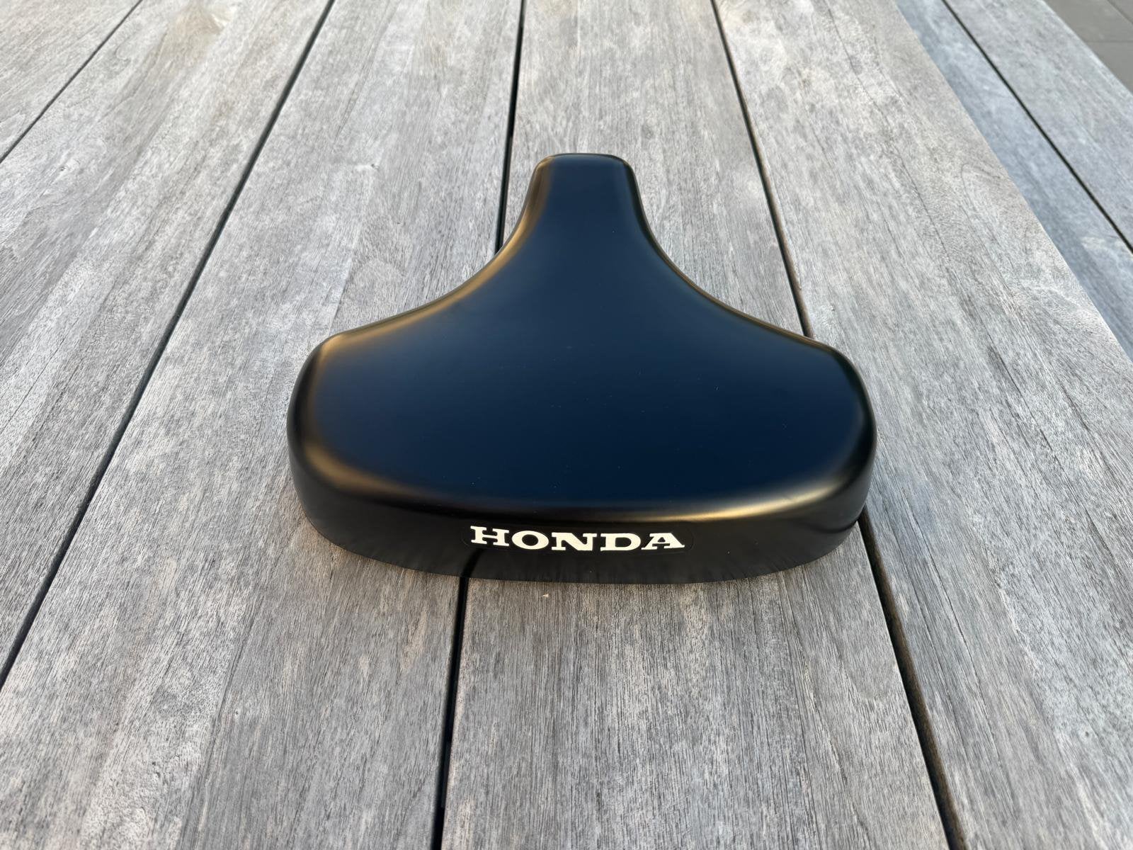 Zadel voor Honda Camino, Ophalen, Zadel
