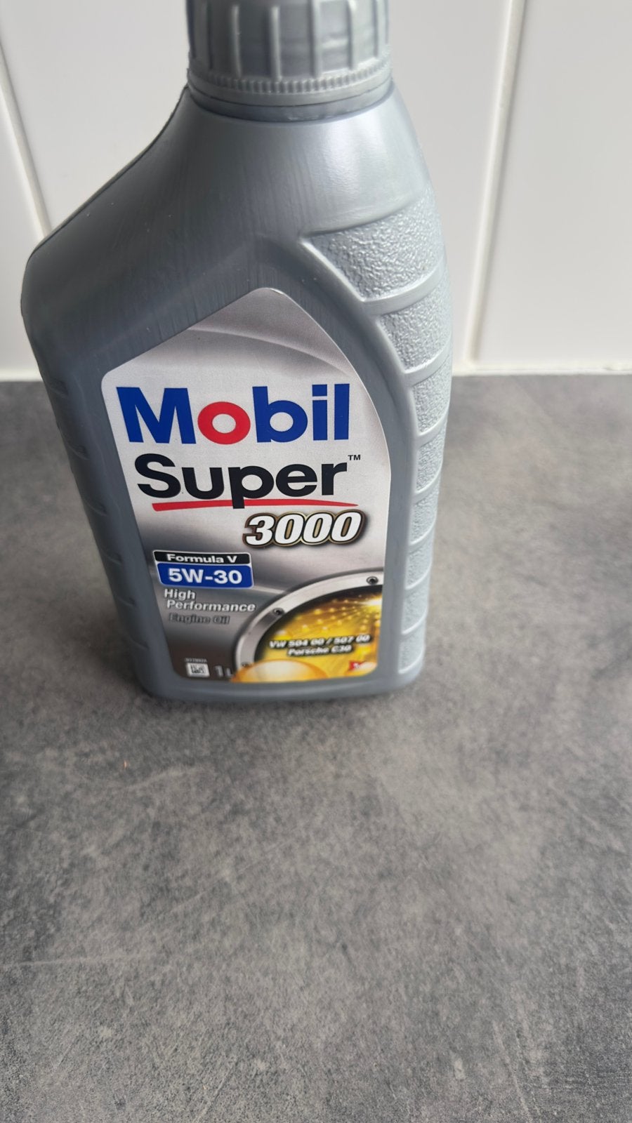 motor olie 1 liter 5w30, Auto diversen, Onderhoudsmiddelen, Ophalen of Verzenden