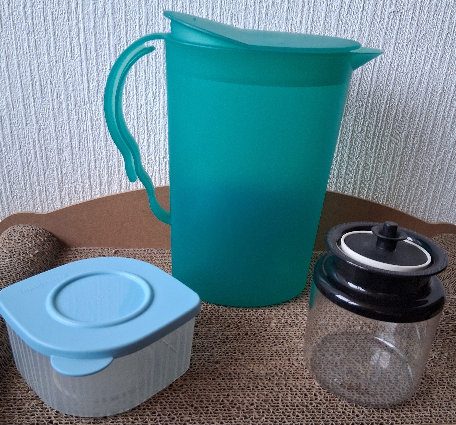 tupperware setje goede weinig gebruikte staat 3stuks voor 10, Ophalen