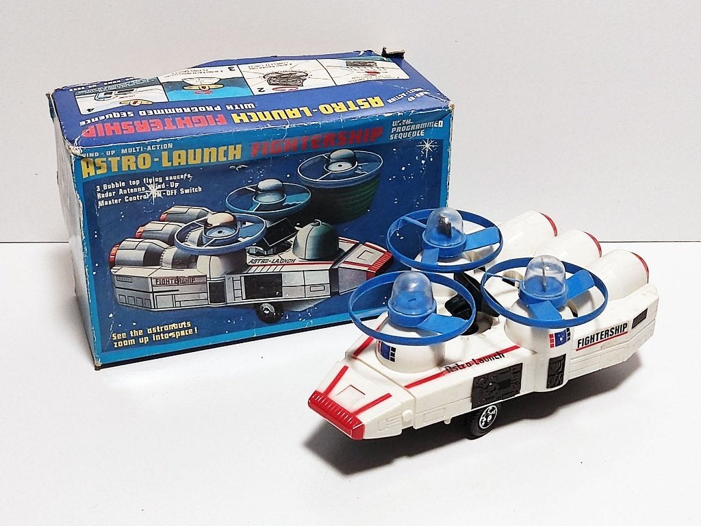 space Astro Launch Fightership, Verzenden, Gebruikt