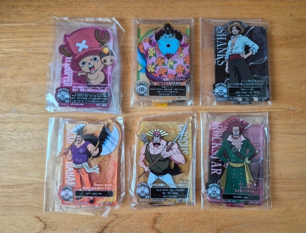 Lot de 6 acrylic stands, Enlèvement