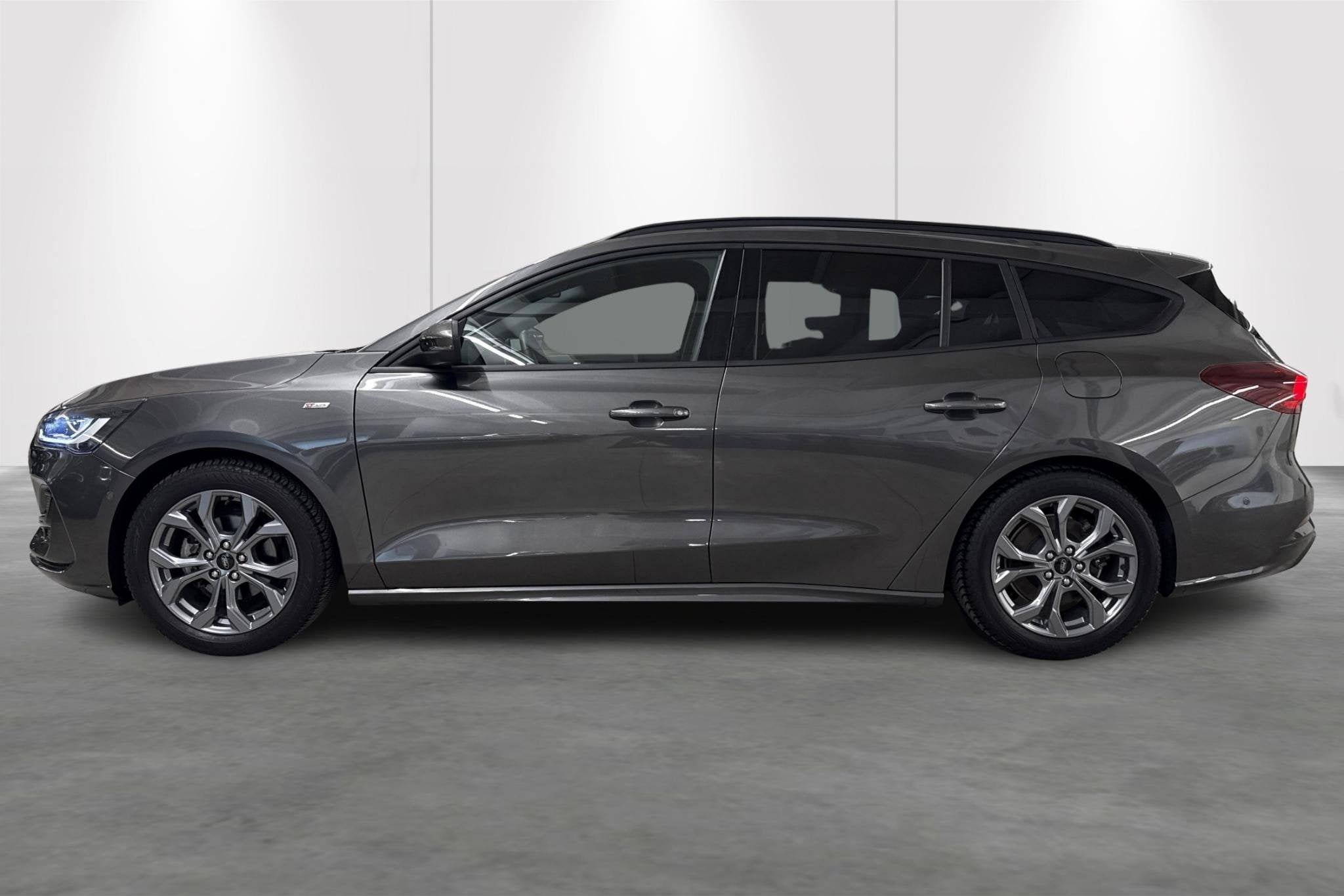 Ford Focus Clipper 1.0i EcoBoost MHEV 92kW ST-Line DCT, Auto's, Stof, Gebruikt, https://public.car-pass.be/vhr/0fe6403e-c313-440f-b5a3-5e2ba77fe388